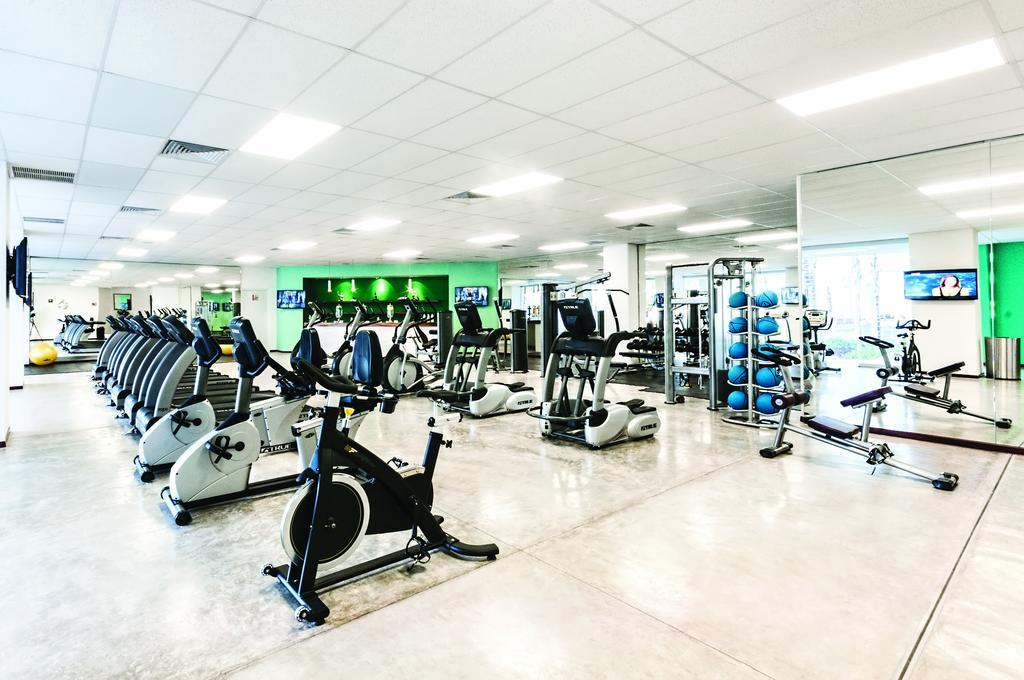 パラシオ ムンド インペリアル アカプルコ エクステリア 写真 The gym at the National Institute for Health Research Cambridge Biomedical Campus