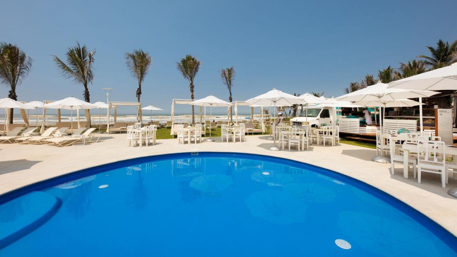 パラシオ ムンド インペリアル アカプルコ エクステリア 写真 The beach at the Jumeirah Beach Hotel